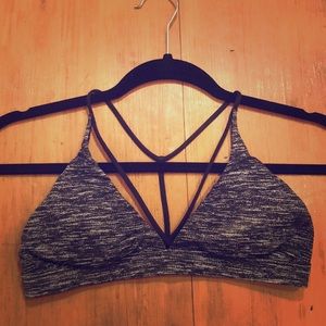 VS Front Cross Sports Bra!